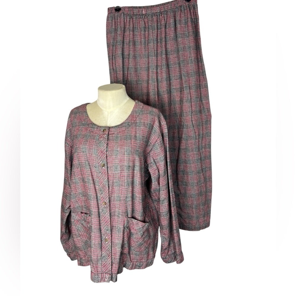 Erika Taylor Country Cottons size Large‎ flannel pajamas plaid red black